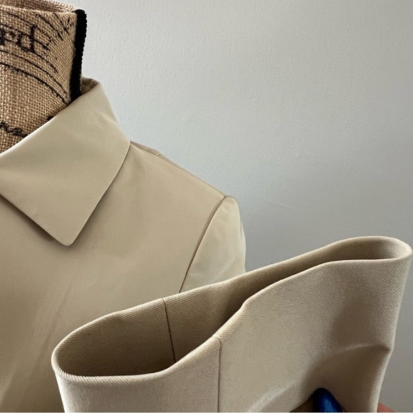 Theory Trench Coat Unbelted - Picture 6 of 16